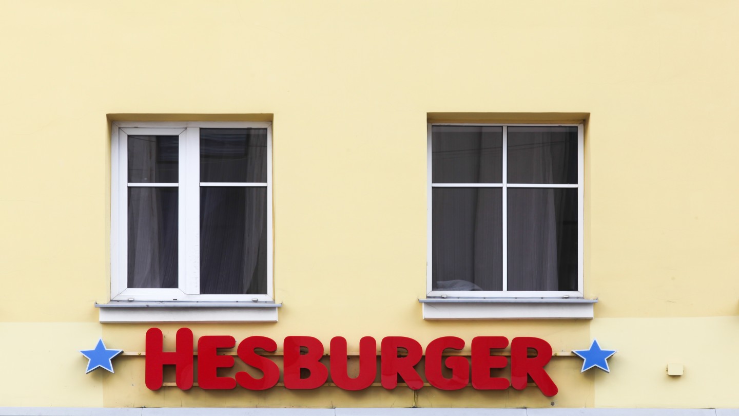 Lanțul finlandez Hesburger se extinde în România cu un nou restaurant